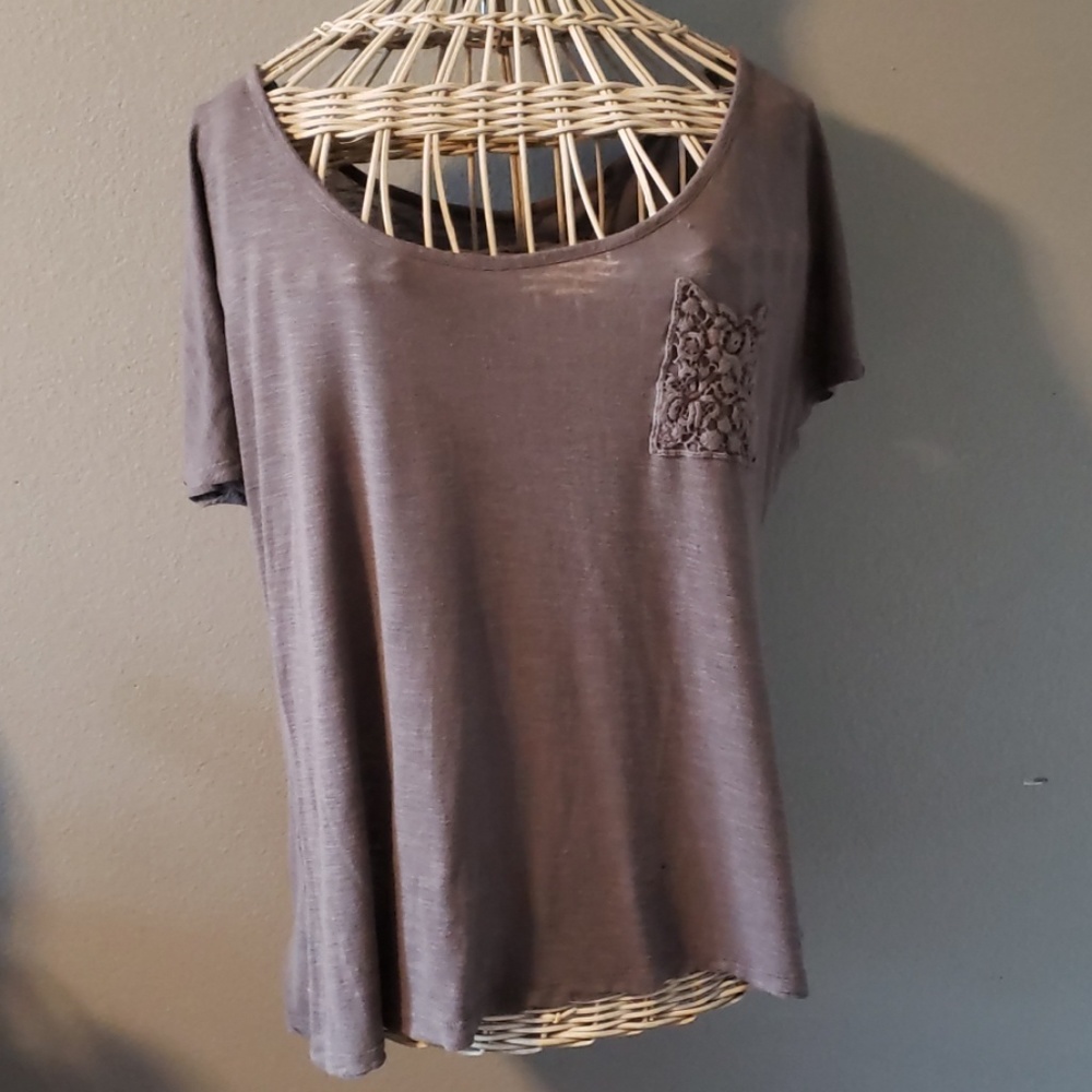 Flowy Soft T